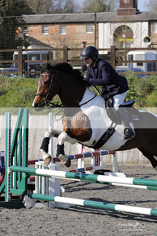 _EST0373 - Bourne Valley Riding Club Winter Showjumping 27/03/22