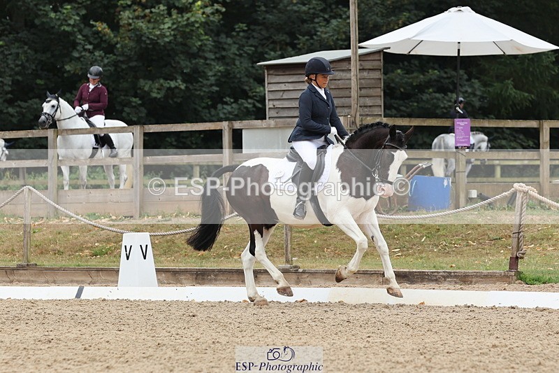 250718A-103451-00615 - 052-Lisa.Batty-George.XIV