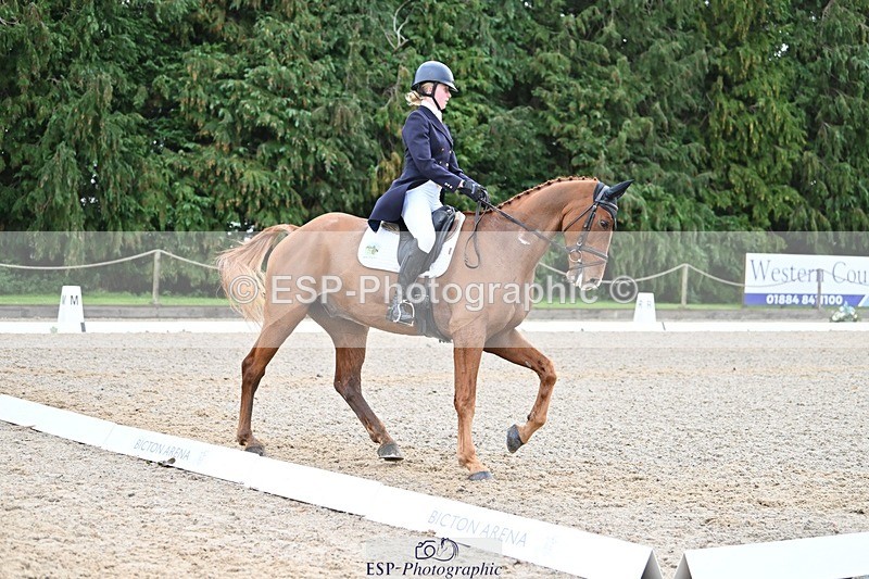 231019-122245-03085 - 113-RIVERSTOWN.ROYAL-Georgie.Frow-DR