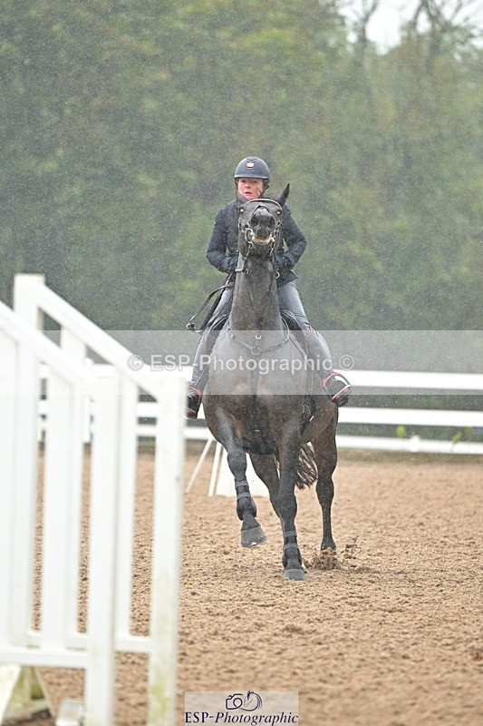 240925A-133324-00904 - Cls 4 Newcomers and 1.10m Open