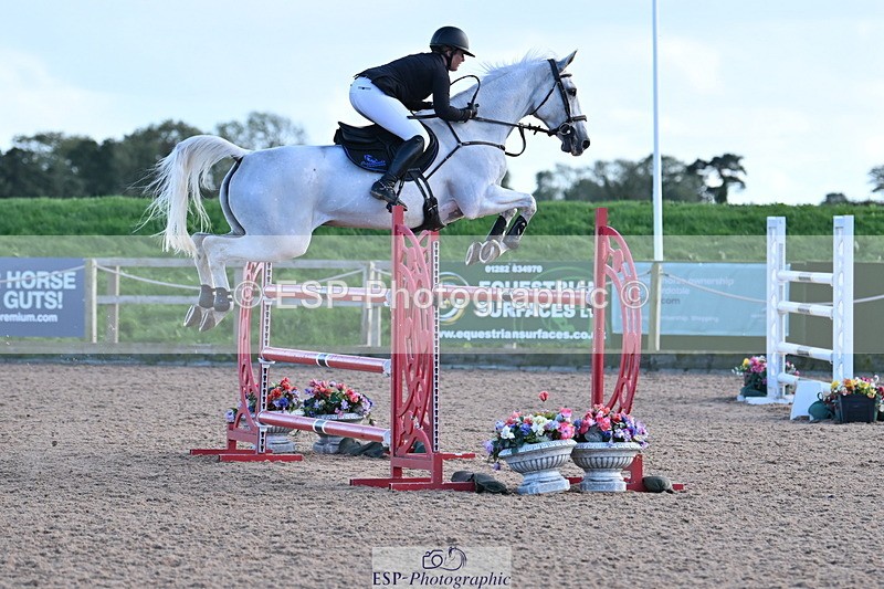 231014A-182144-06526 - Cls 21 National 1.30 & 1.40m Open