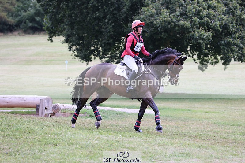 240825X-172551-37916 - 80cm XC 16.30 to 17.30