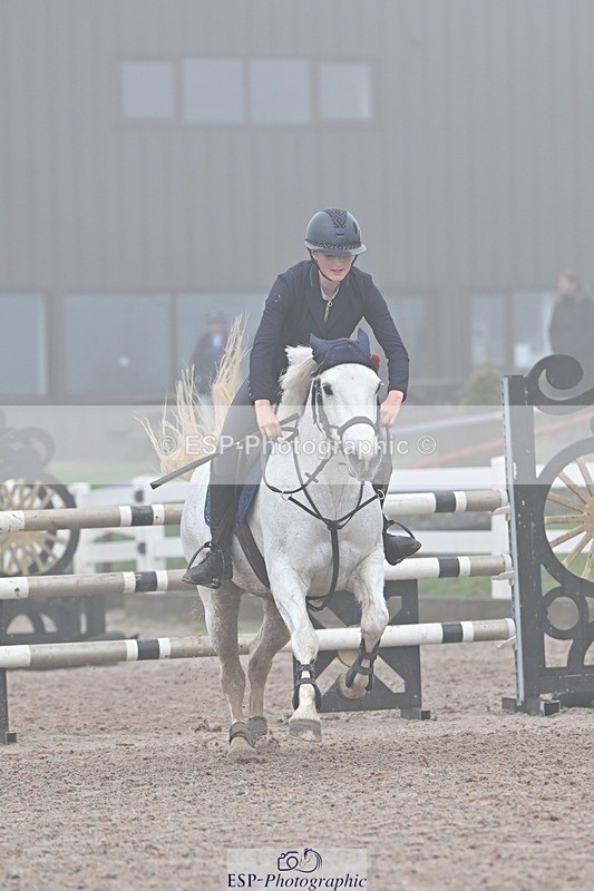 251115-123938-01037 - Cls 10 Pony Foxhunter and 1.10m Open