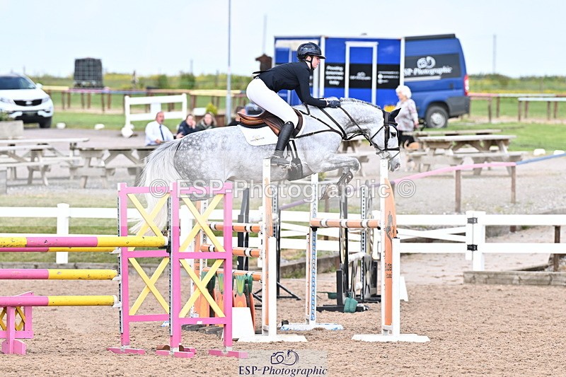 240605A-154723-00969 - Cls 5 Foxhunter and 1.20m Open