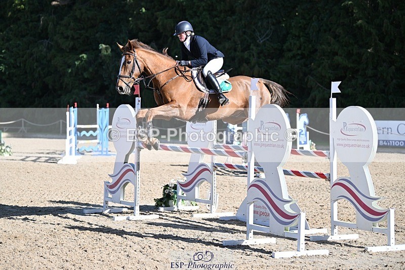 231022-122136-26651 - 328-EROMENOM.JJ-Louise.Kennedy-SJ