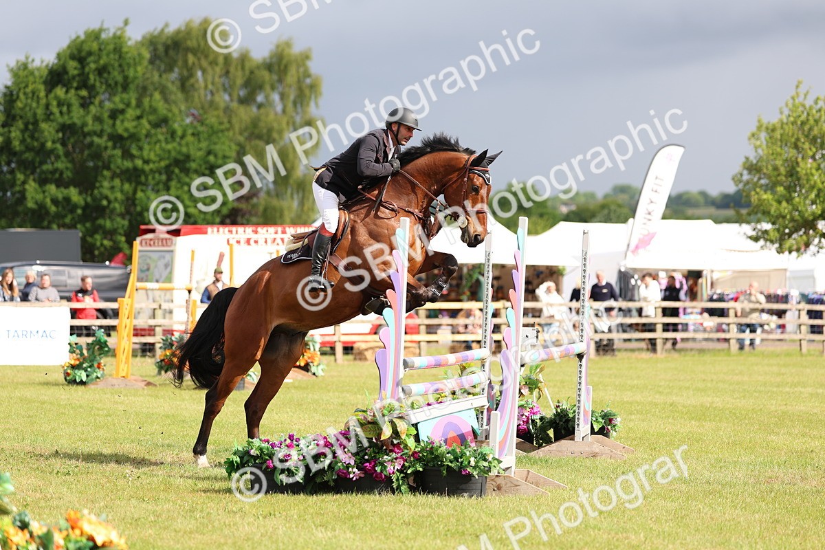 SBM_11882 - Class 205 - Tarmac Senior 1m Open