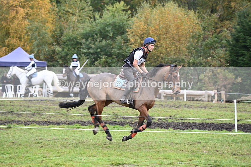 WJ6_2850 - 80cm Cam 1 Time 12:05 to 12:17