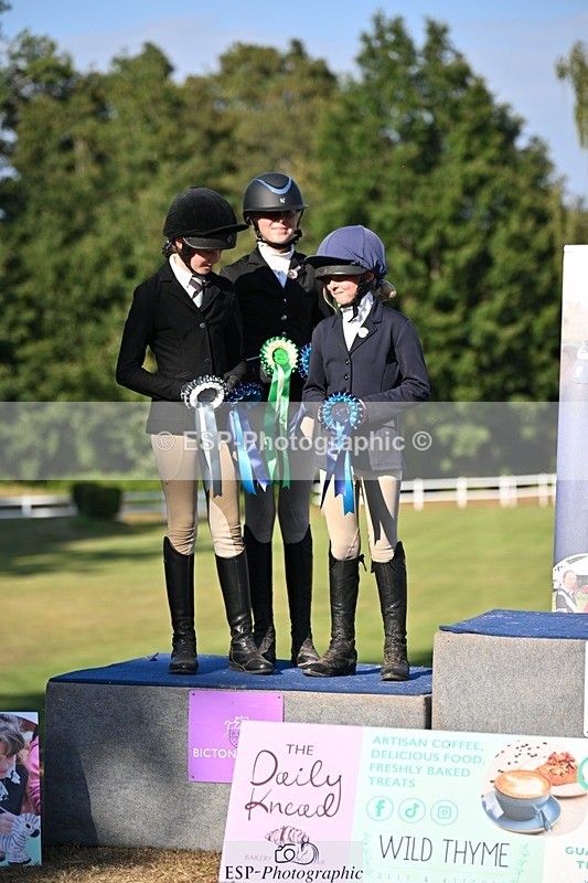 250822A-171053-24417 - Friday Presentations