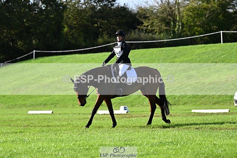 241025-112920-07149 - 547-Lara.Salter-NAOMIE.VAN.DE.BROUWERSHOEVE