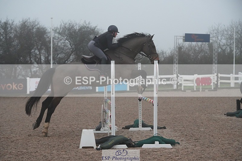 251207-100143-01582 - Cls 16 Blue Chip Winter Qualifier and 90cm