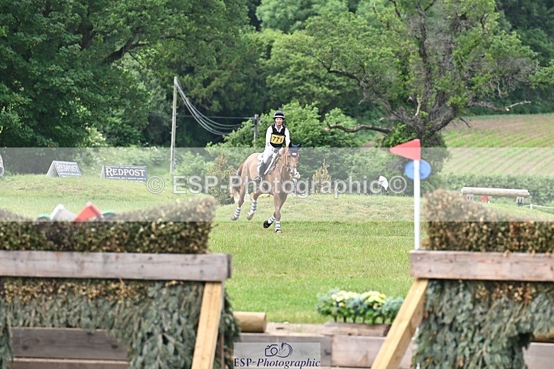260531A-145931-24419 - G-771-Alexandra.Knowles