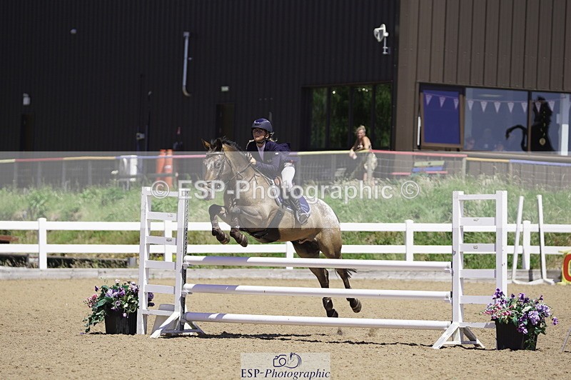 230624A-131630-01549 - Cls 24 Pony Discovery & 90cm Open