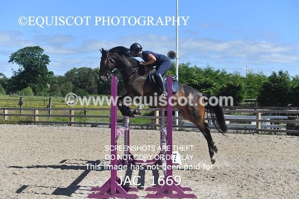 JAC_1669 - CLASS 3 Senior British Novice/ 90cm Open