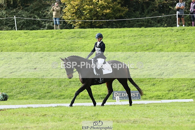 251024A-133642-12430 - F-474-Sarah.Orme