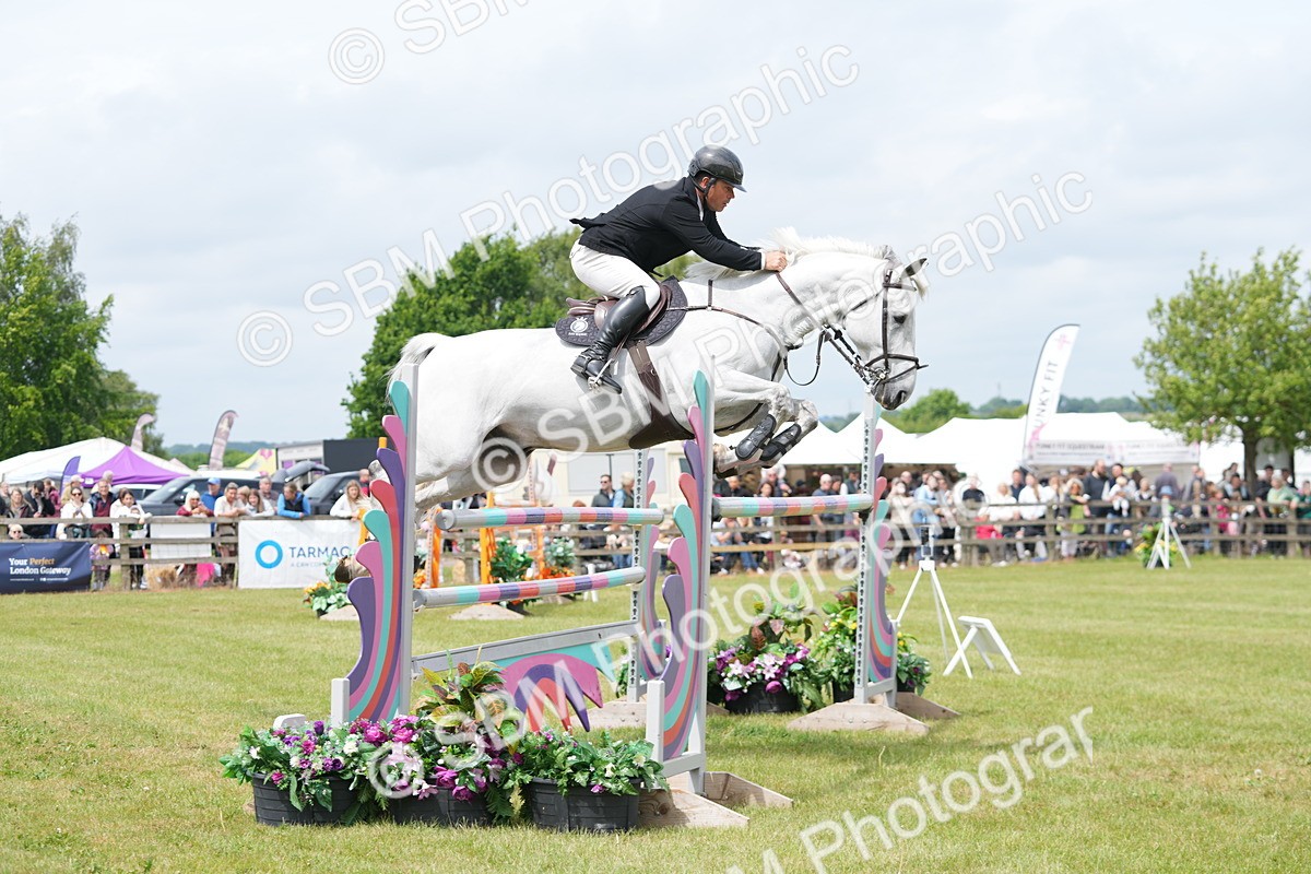 SBM_06525 - Class 202 - National 1.40m Open