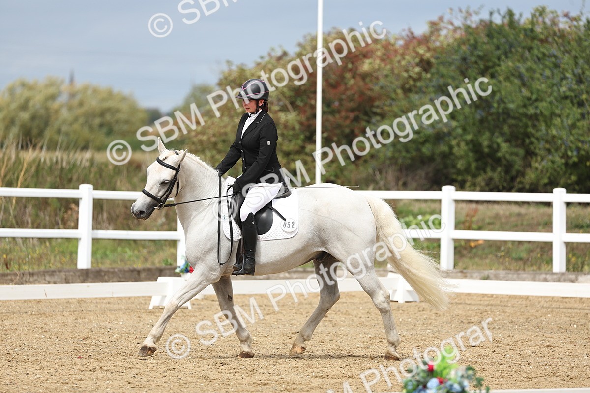 SBM_002618 - Class 7 - Novice 2 Warm Up
