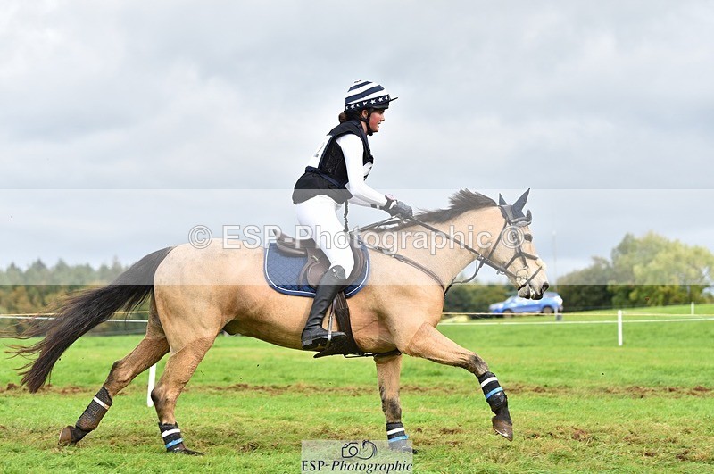 231021-130946-18371 - 442-BICTON.INCREDIBLY.DUN-millie.jo.challinor-SC+XC