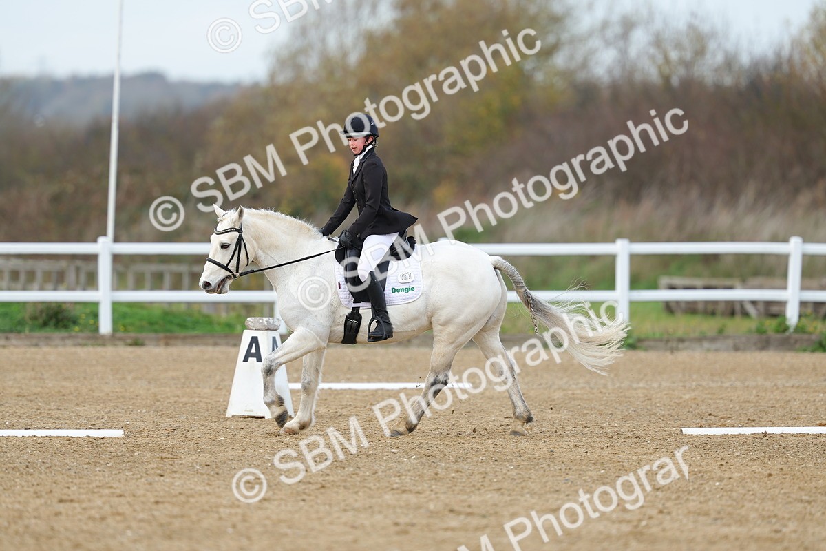 SBM_003810 - Class 7 - Novice 3