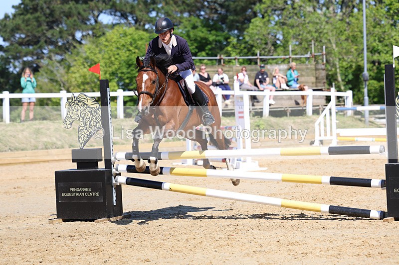 3E7A5570 - Class 4: Senior BN/90cm open