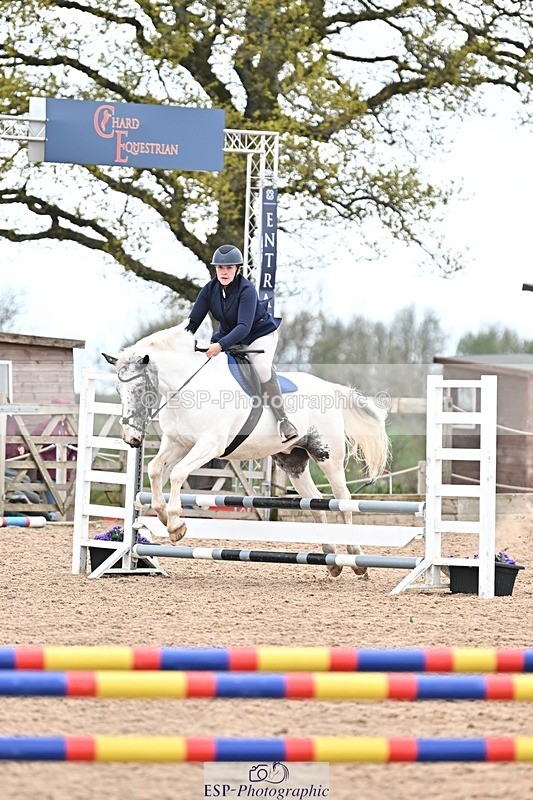 250414-101035-00010 - 70cm Round 1