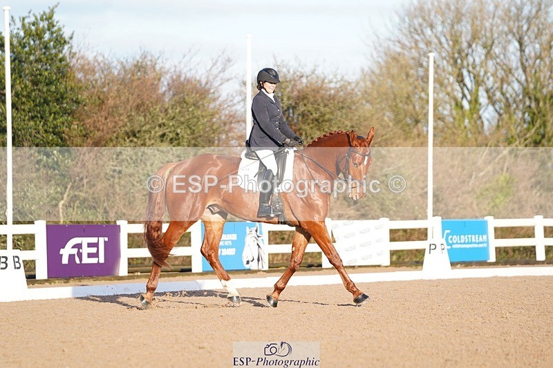 241214-103752-00220 - 136-NATALIE.PASSMORE-U.Legend