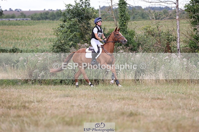 250802A-152206-06707 - E-206-Ines.Mitchell-DALCOTES.FABRICA