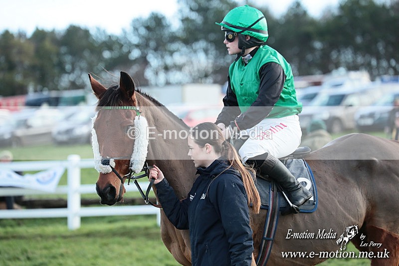 PtP 141225  1753 - New Forest Hounds PtP Larkhill 14/12/25