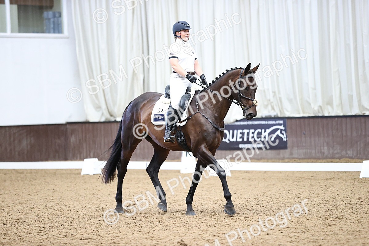 SBM_003515 - Novice 4 - 14.47-16.34