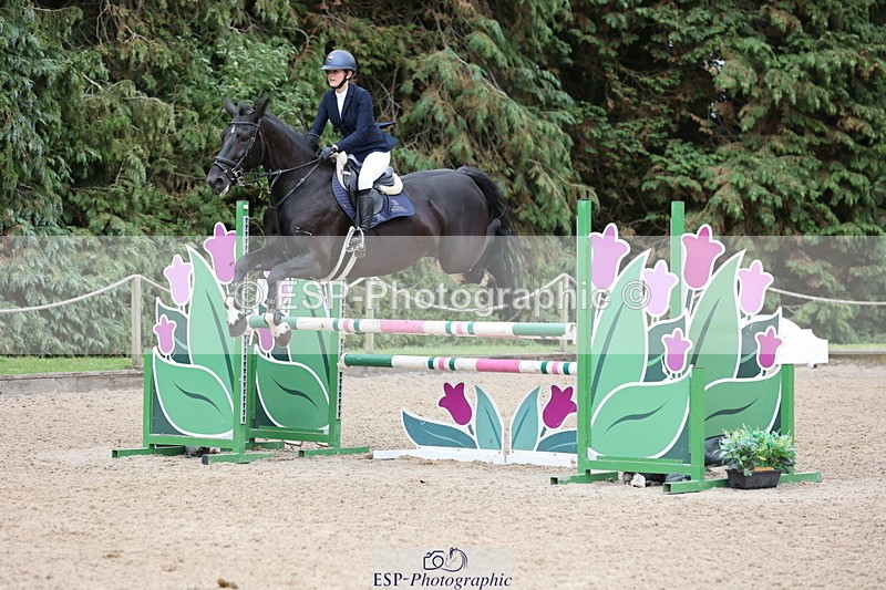 250705A-164713-16208 - Cls 37 1.05m Amateur Quali