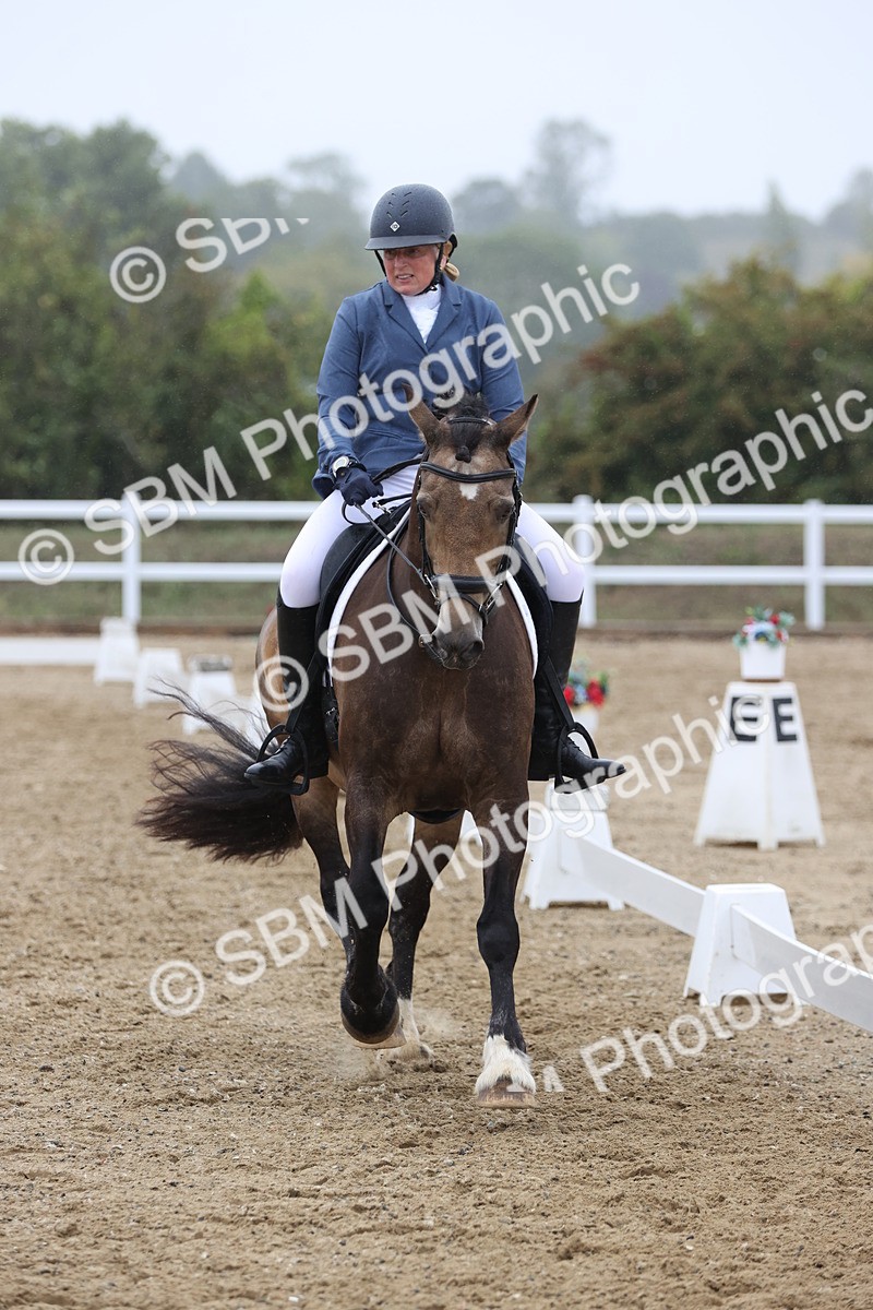 SBM_004428 - Class 9 - Novice 3 Champs