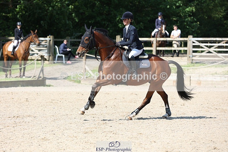 230513-100621-03673 - Cls 18 Snr 1.05m Open