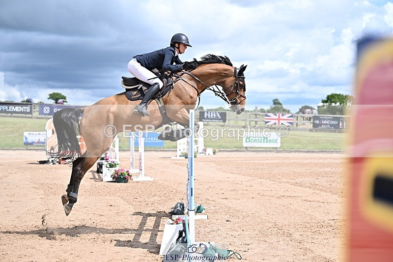 250731-140014-01020 - Cls 04 7Yr Old Jump Off