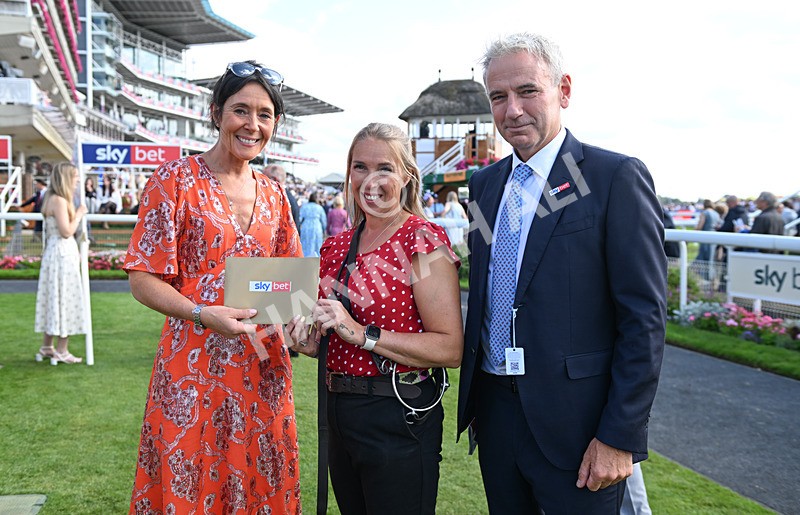 220826-204 Race 5 BTO - Race 5 16.10pm Sky Bet Constantine Handicap