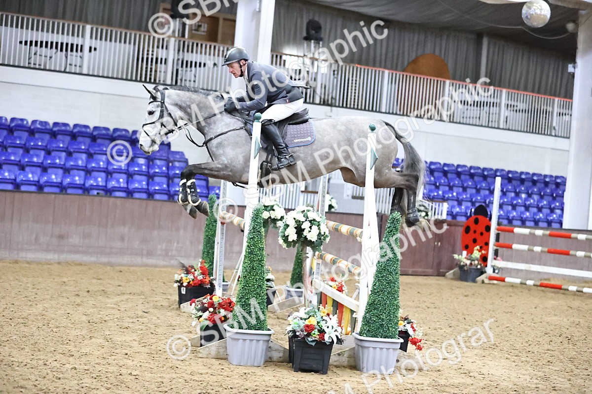 SBM_009869 - Class 23 - Senior Newcomers 1.10m