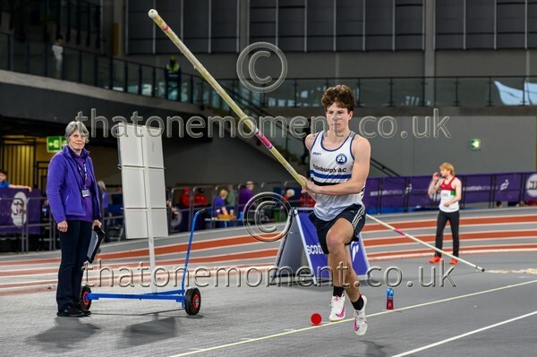 SeniorInd25-919096 - Field Male