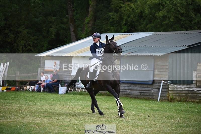 240630-104824-00140 - 103-Olivia_Marriott-Charming_Fellow