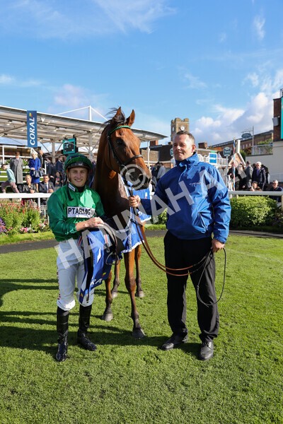 yr08102022r2-54 - Race 2 2.05pm The Coral Rockingham Stakes