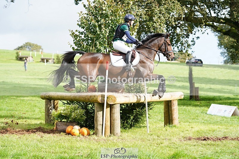 231020-141756-09489 - 125-KINDA.CORVETTE-Dani.Evans-XC