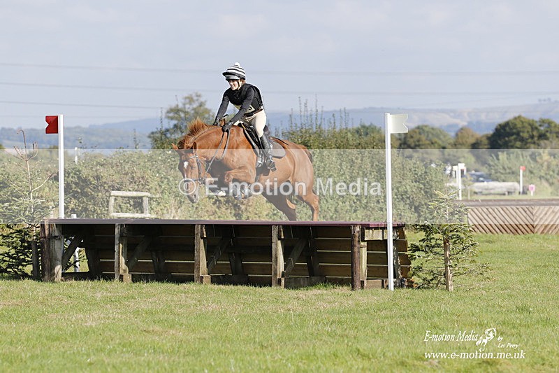  WWHT 171021 3573 - Intermediate Pairs (0.90m)  17/10/21