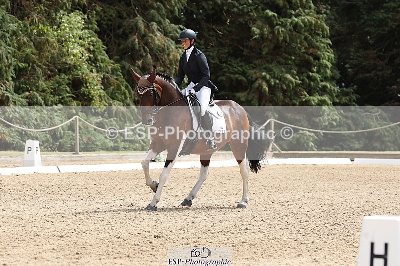 250809A-142001-03964 - 122-Lorraine.MorrisLissyegan.coloured.lady