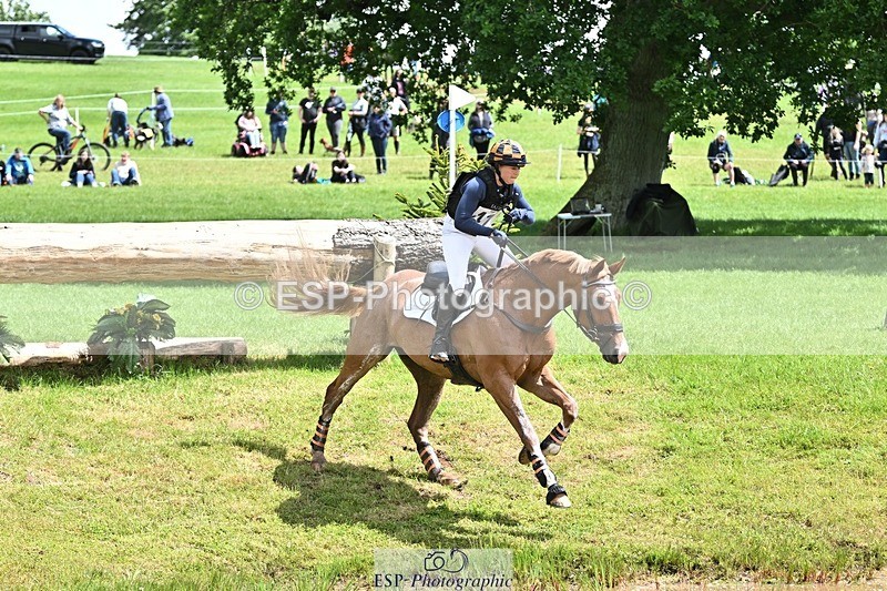 240526-122346-21965 - 411-NEFFECT_S-Kat_Raybould