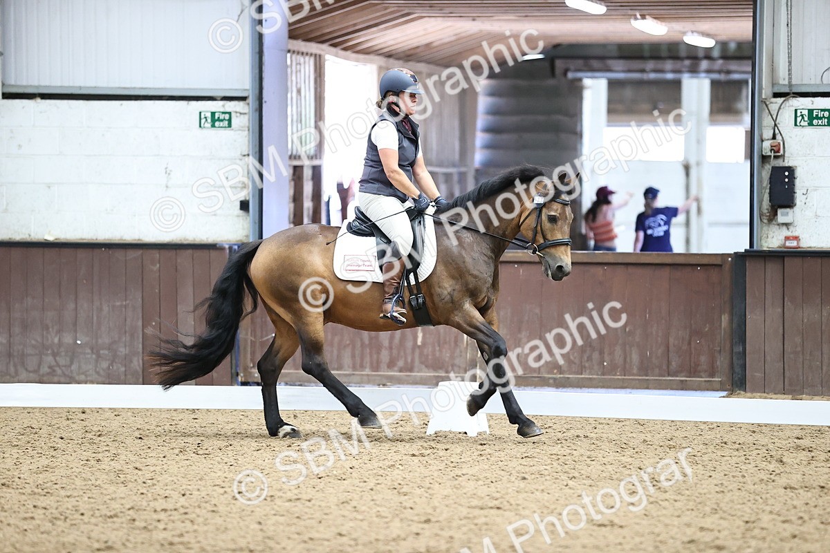 SBM_002433 - Novice 4 - 13.38-14.30