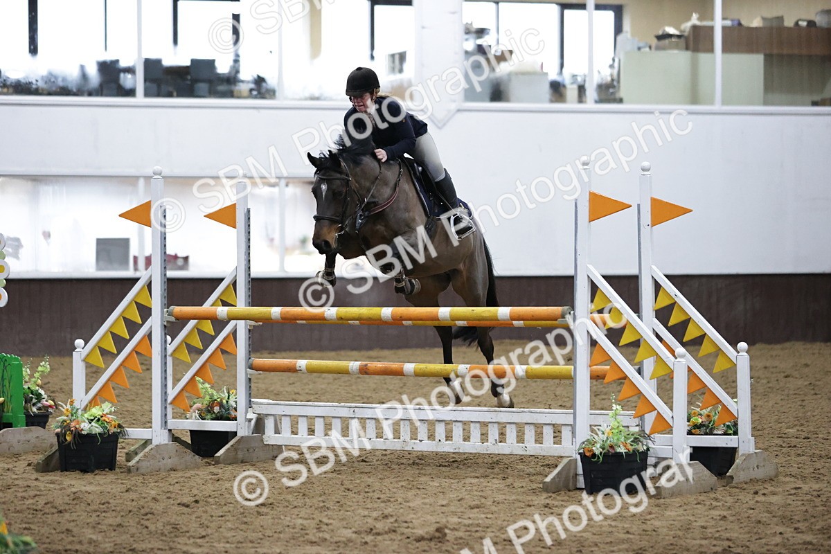 SBM_001185 - Class 4 - Senior Newcomers/ 1.10m Open