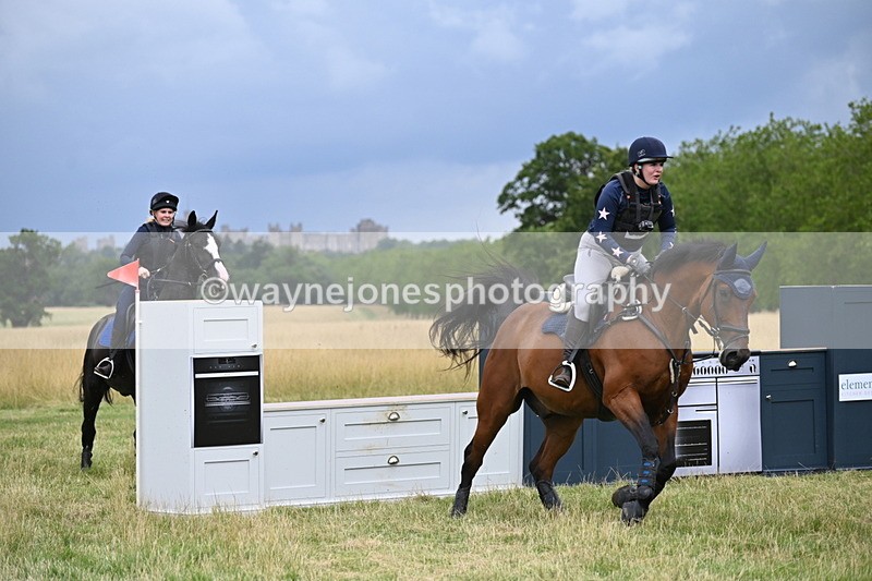 WJ6_3298 - Time at Jump 11:41 to 12:19