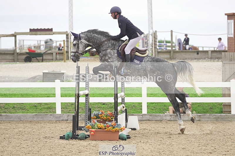 230810A-141142-02635 - Cls 4 1.05m Amateur Quali