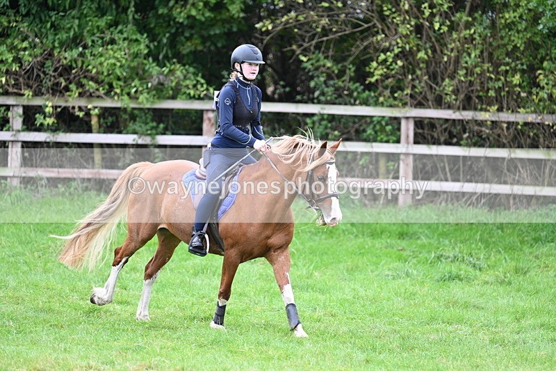 WJ7_1149 - Time at Photographer 12:35 to 13:04