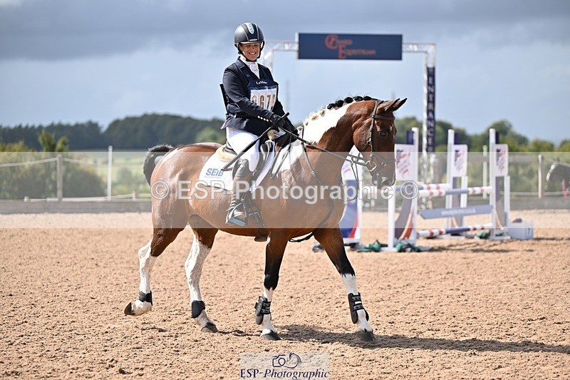 250831-144344-11321 - N-676-Tina.Wallace