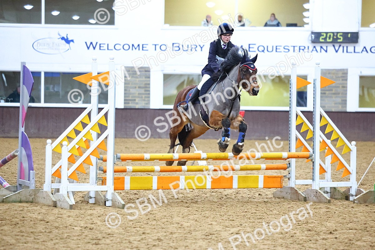 SBM_001488 - Class 4 - Festive Fences - 70cm