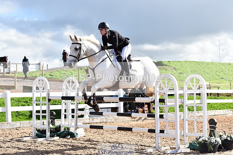 231014A-140258-05192 - Cls 15 1.05m Amateur Q 2nd R