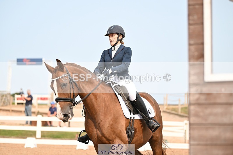 250816-155452-06302 - 026-Pippa.MorganDavinci.Vl